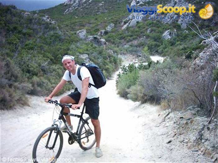 In mountain bike in the Agriates