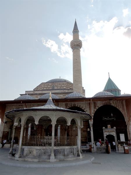 Konya - The Mevlana mausoleum - The Mosque