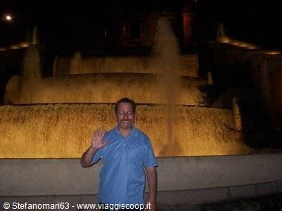 Stefano in front of the magic fountain