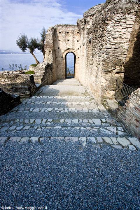 Grottoes of Catullus - 5