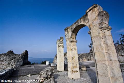 Grottoes of Catullus - 6