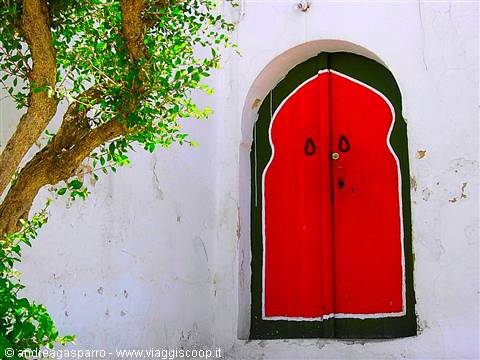 Gate