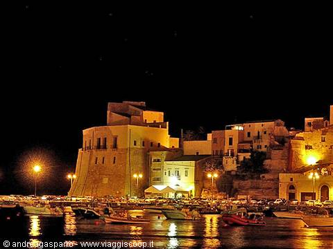 The port at night