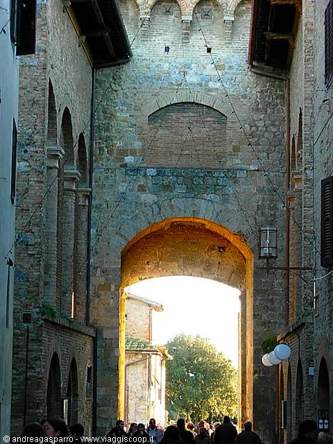 Gate