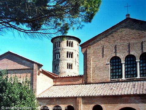 Cylindrical brick bell tower and three-arched facade of Sant'Apollinare basilica, Ravenna