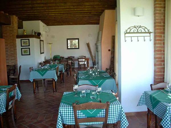 At the Ristorante Vino e Cucina of Castel San Giovanni