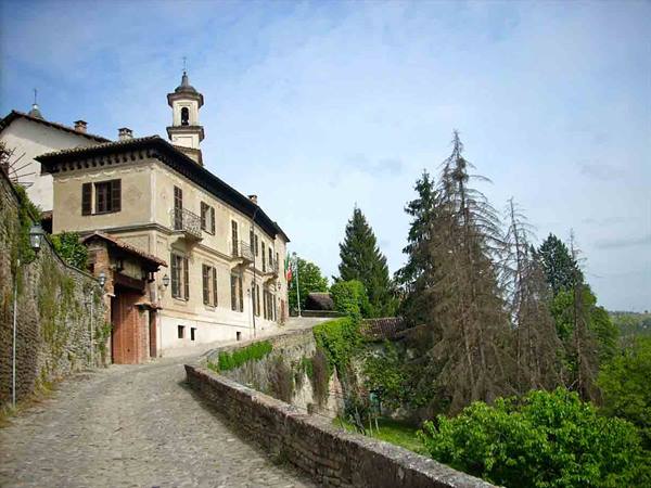Towards Villanuova