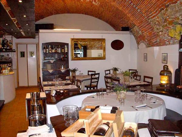 In the dining room of Ristorante Matama' in Loano