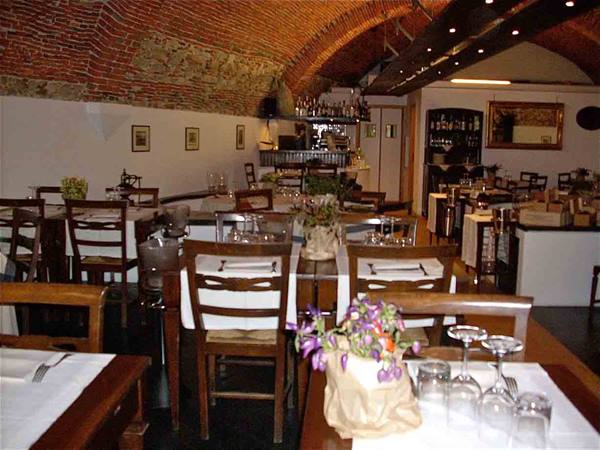 In the dining room of Ristorante Matama' in Loano