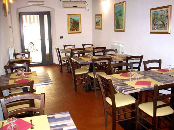 At the Trattoria da Luciano