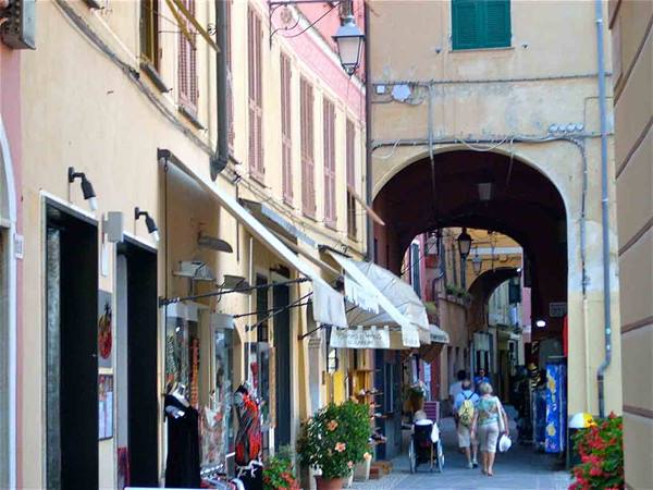 A view of the historic centre of Laigueglia
