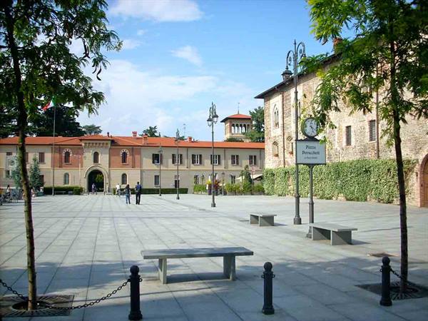 In the old town of Cassano d'Adda