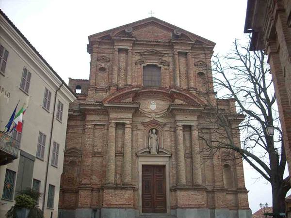 The churches in the old town of La Morra