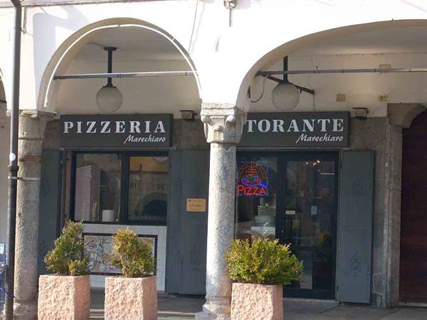 Entrance of Ristorante Marechiaro