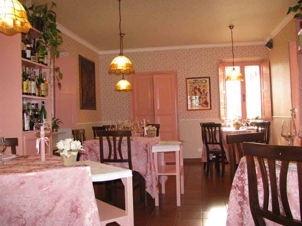 In the rooms of Ristorante La Volpina in Ovada