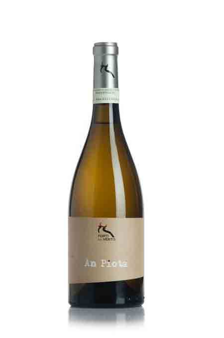 The AnPiota wine, of the Forti del Vento estate