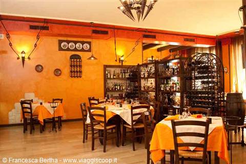 In the dining room of Ristorante Il Maragàsc