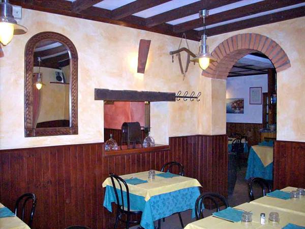In the rooms of Trattoria Bell'Italia di Abbiategrasso