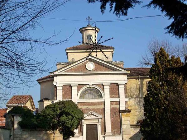 The church inside the Villa Greppi- Gonzaga