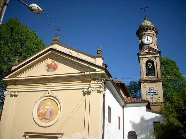 The church near Villa Genova
