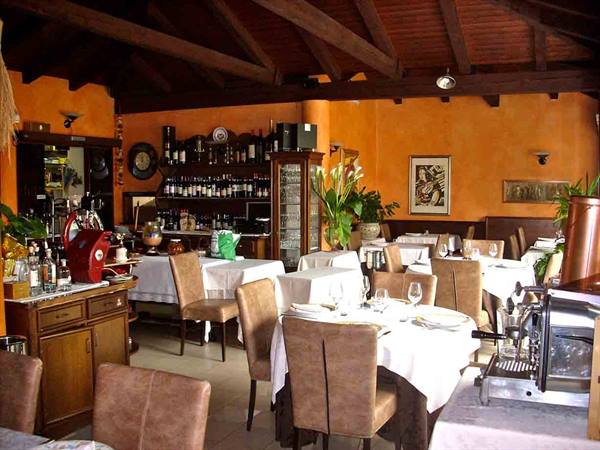 In the dining room of Hotel Ristorante Giardinetto