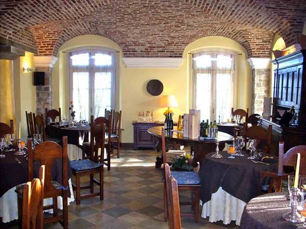 In the dining room of Ristorante La Casa del Priore