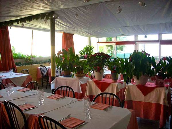 In the dining room of Ristorante Gargantua