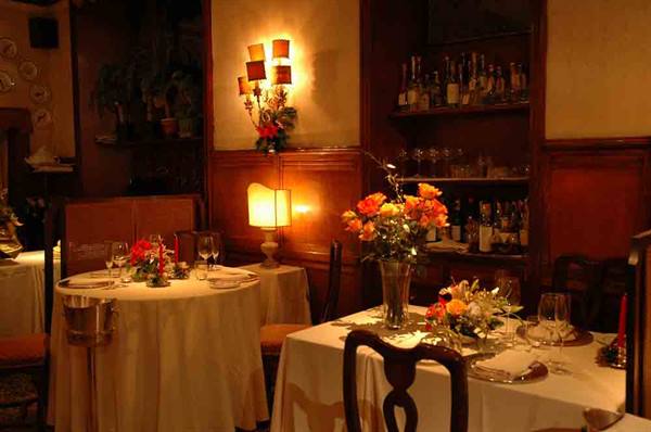 In the dining room of Ristorante Arche
