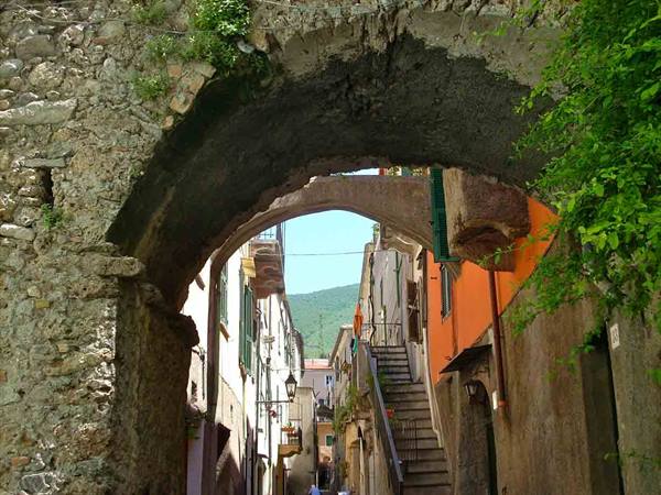 A glimpse of the old town