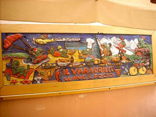 The painting that tells the adventures of the Varadrillo