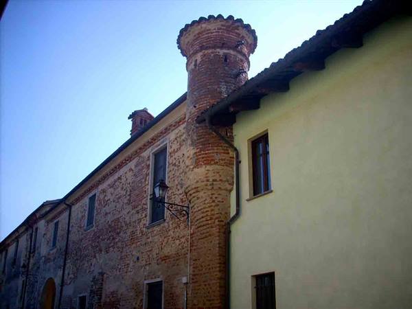 A building with a sentry box
