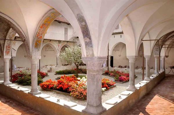 In the cloister of the former San Giovanni Convent