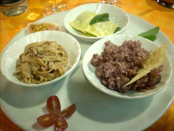 Delicacies of the Italia Pizzeria Restaurant of Lerma: the first courses
