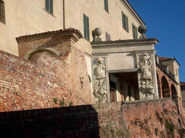 A detail of the Castle