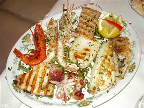 Delicacies of Ristorante Pizzeria Filodendro: grilled fish