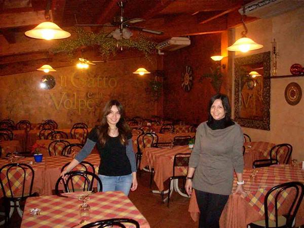 In the dining room of Ristorante Pizzeria Il Gatto e la Volpe