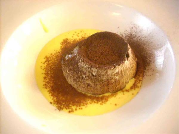 A delicious dessert of Ristorante Botero
