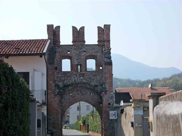 A glimpse of Avigliana