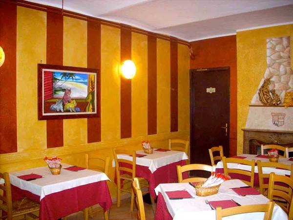 In the dining rooms of Ristorante I Tre Gat