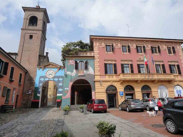 View of the center with painted walls