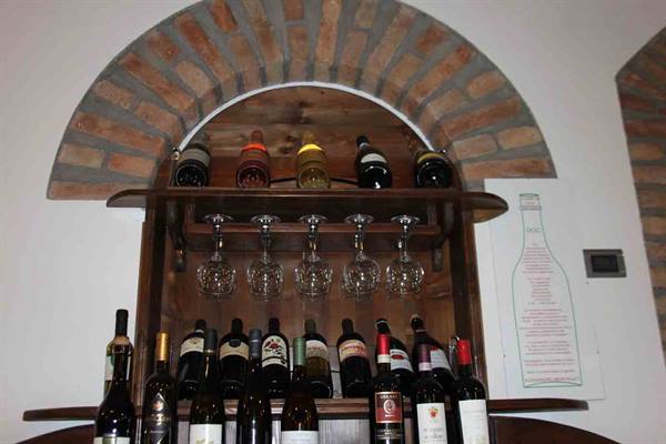 Wide choice of wines at Ristorante Da bòn