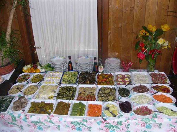 The irresistible buffet of Ristorante Santina