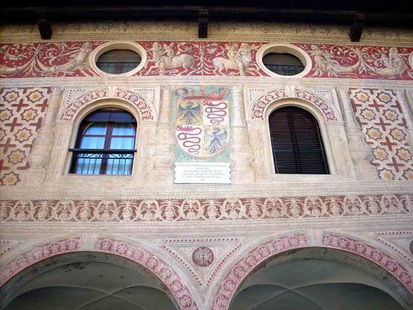 Detail of the decorations of the arcades of Cathedral Square