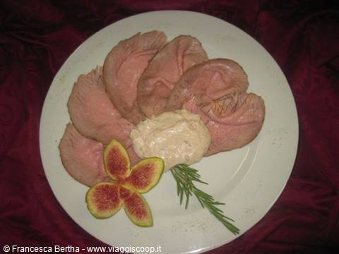 The vitello tonnato of the Ristorante Campanarò