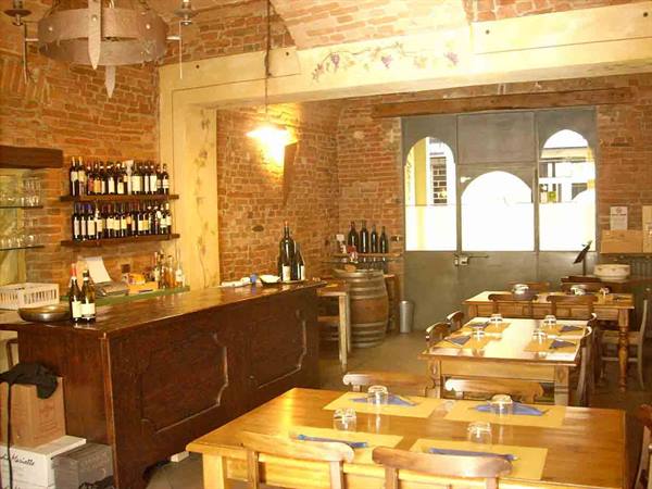 Infernot - Cellar with kitchen