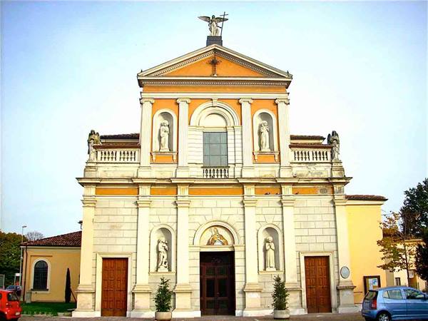 Parish church of San Nicola, hamlet San Nicolò