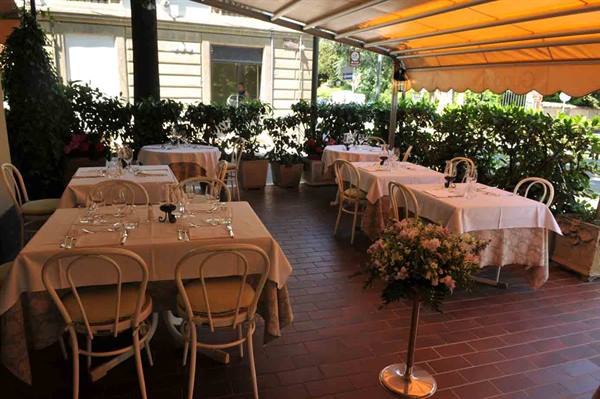 The outdoor area of the Ristorante Guado