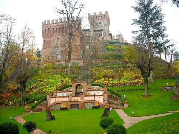 The medieval Rocca of Montalfeo