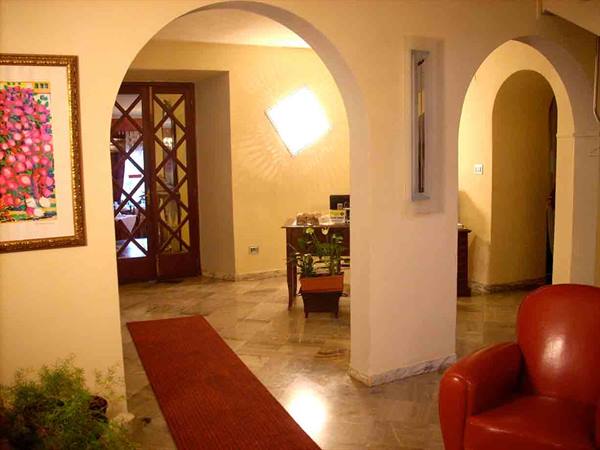 The lobby of the Albergo Ristorante Malò