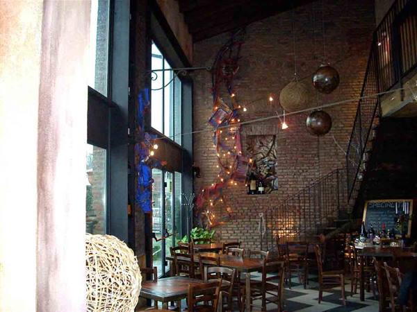 In the dining rooms of Ristorante Porcospino